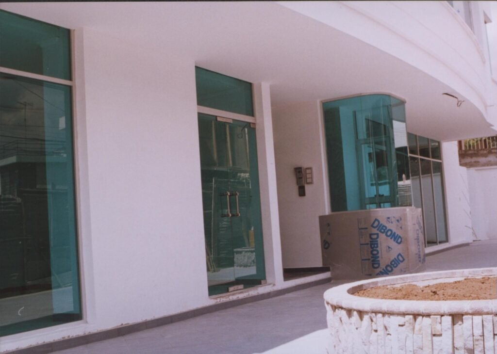 WhatsApp Image 2025-09-24 at 09.17.58 (1)