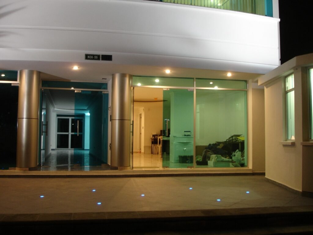 WhatsApp Image 2025-09-24 at 09.21.48 (1)