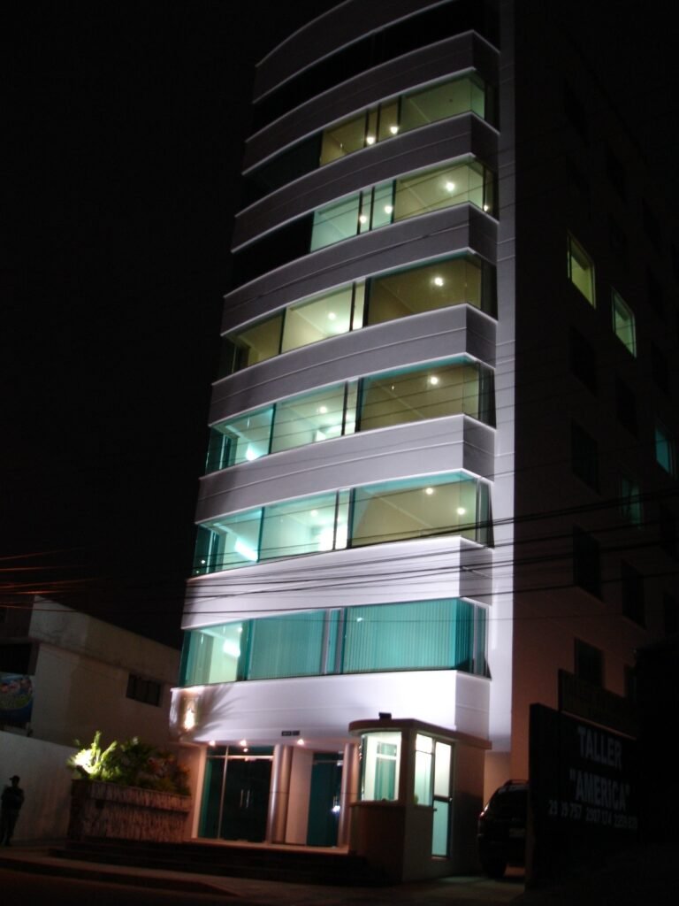 WhatsApp Image 2025-09-24 at 09.21.49